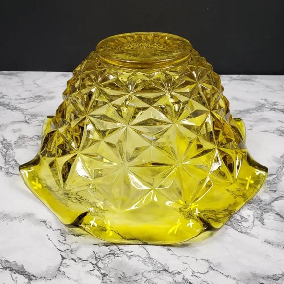 LE Smith Yellow UV Reactive Large Centerpiece Bowl Vintage - Picture 10 of 11